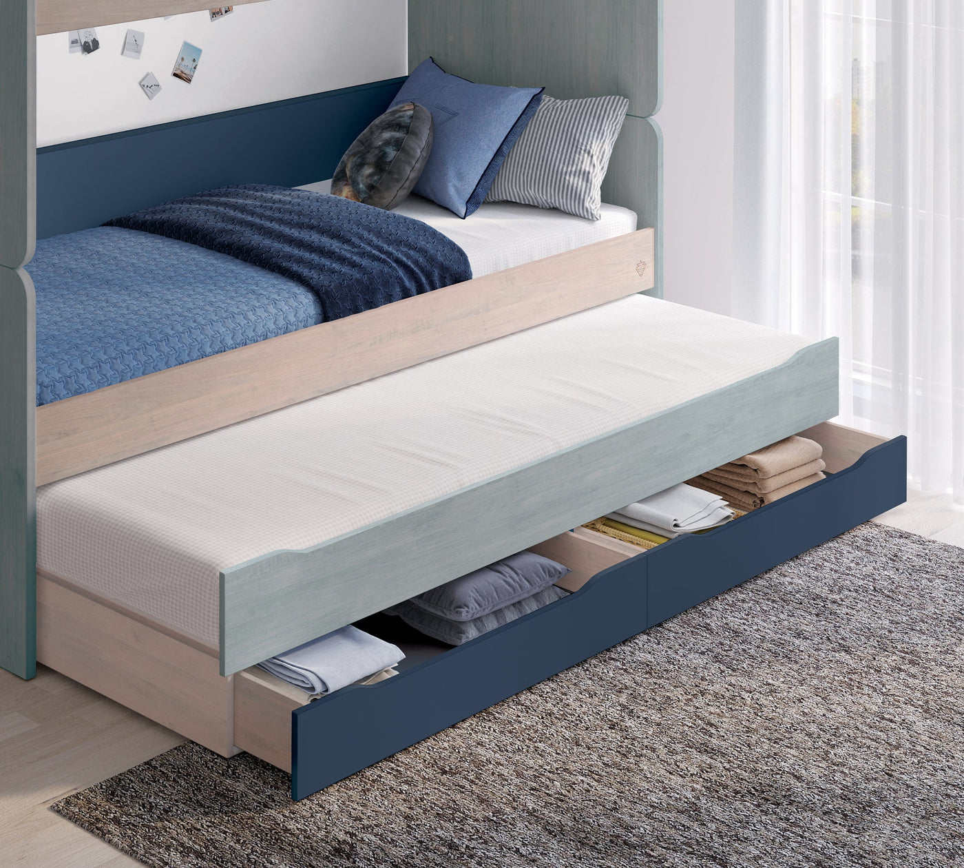 Trio Stüdyo Nënshtrat + fijoka poshtë (90x200 cm)