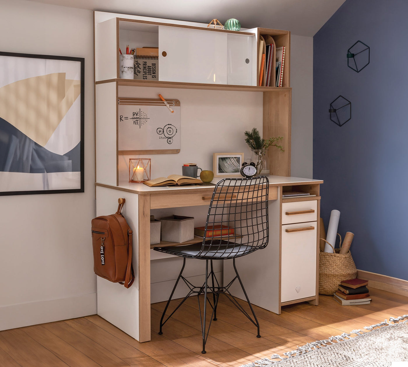 Modera Tavolinë pune me pjesë të sipërme