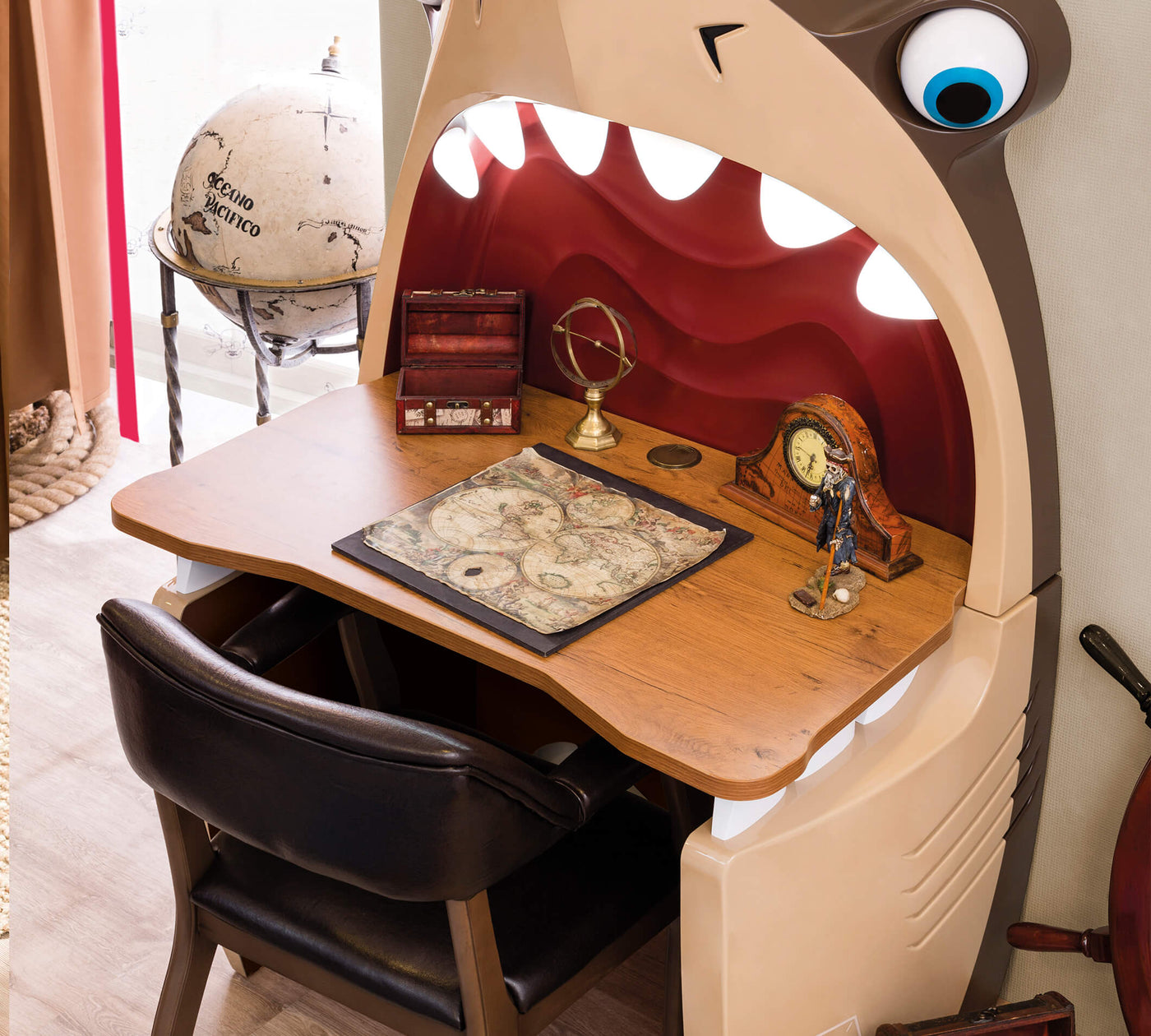 PIRATE SHARK Tavolinë pune në formë Peshkaqeni